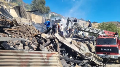 Adana Saimbeyli’de ev yangını: İki kardeş hayatını kaybetti