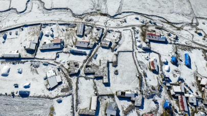 Kars, Ardahan ve Ağrı'da soğuk hava, kar ve sis etkili oldu