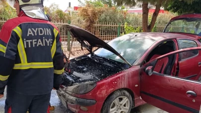 Aydın’da seyir halindeki otomobilde yangın: Motor kısmı küle döndü