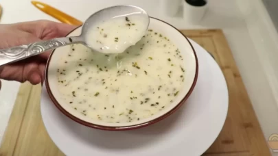 Yayla Çorbası Kaç Kalori? Besin Değeri ve Diyette Tüketimi