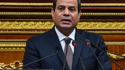 Gazze’de tarihi ateşkes: Sisi, “2 yıllık acı dolu savaş sona erdi”