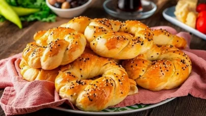 MasterChef’ten Pastanecilerden Gizli Tarif: Balon Gibi Kabaran Tereyağlı Açma!