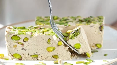 Tahin Helvası Kaç Kalori? Besin Değerleri ve Faydaları