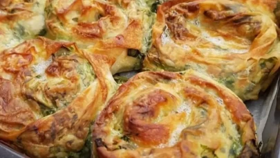 Ispanaklı Börek Tarifi: Pratik ve Lezzetli Ev Yapımı Börek