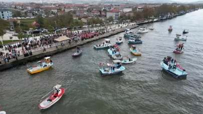 Karadeniz’de balıkçılardan küresel Sumud Filosu’na destek