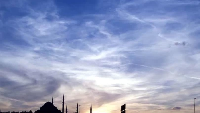 Türkiye genelinde az bulutlu ve ılık hava hakim