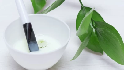 Gözenekleri Sıfırla, Cildin Parlasın! Küflenmiş Yoğurt Maskesiyle Tanışın