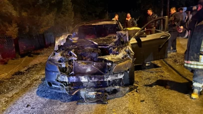 Konya’da seyir halindeki otomobil alev aldı