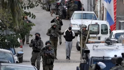 İsrail askerlerinden Beytüllahim’de baskın: Serbest bırakılan esirlerin evlerine saldırı