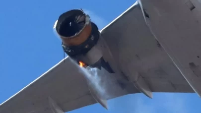 Motoru duran uçak sahiline acil iniş yaptı