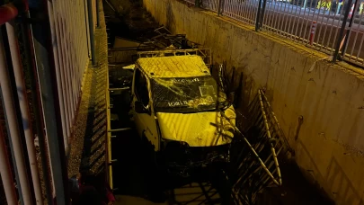 Kayseri’de kamyonet sulama kanalına düştü: 2 yaralı