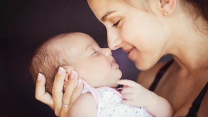 Bebekler doğmadan önce ruhen annelerini seçiyor mu?