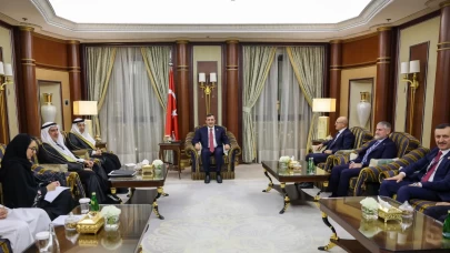 Riyad’da Suudi Arabistan Yatırım Bakanı ile görüştü