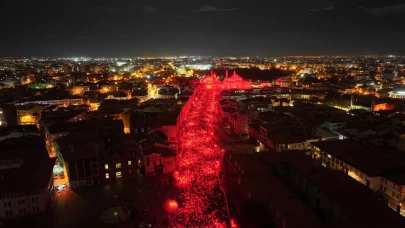 Konya'da on binler 'sessiz yürüyüş' ile Filistin'e destek oldu