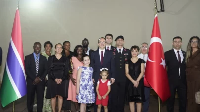 Gambiya’da Cumhuriyet’in 102. yılı gururla kutlandı