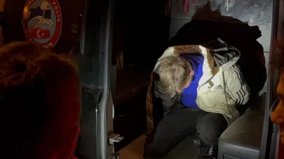 Eskişehir’de polis tarafından durdurulmaya çalışılan ehliyetsiz sürücü ve babasına 57 bin TL ceza