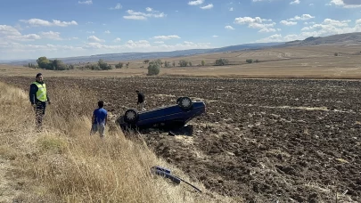 Çorum'da devrilen otomobildeki 4 kişi yaralandı