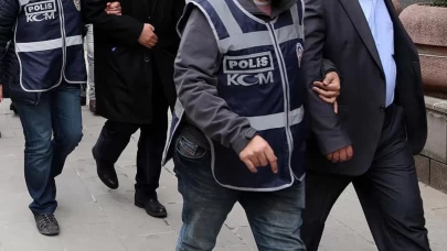 Siirt’te 140 kilo kaçak tütün ve 30 bin bandrolsüz makaron ele geçirildi