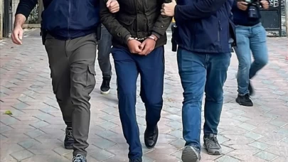 İstanbul'da bir kişiyi darbettikleri iddiasıyla 3 şüpheli yakalandı