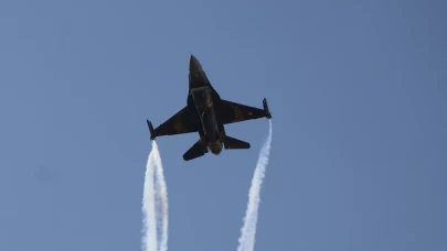 SOLOTÜRK’ten Cumhuriyet gösterisi