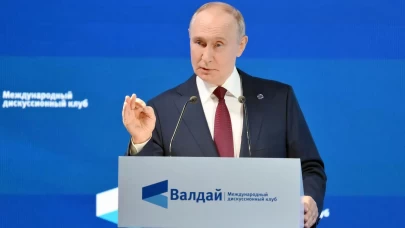 Putin: "Rusya, iki devletli çözüme katkı sağlayacaksa Trump'ın Gazze'ye ilişkin önerilerini desteklemeye hazır"