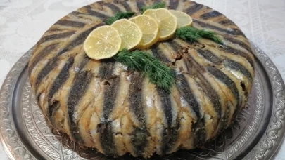 Fırında karadeniz usulü hamsili pilav