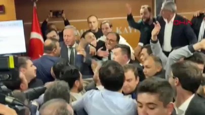 Bayrampaşa Belediyesi'nde Başkanvekilliği seçiminde arbede