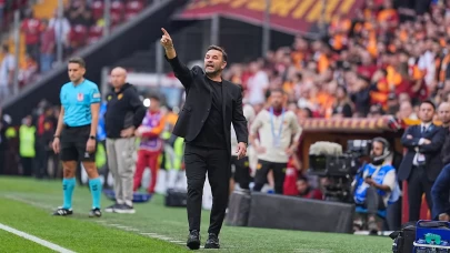 Okan Buruk, Galatasaray ile 100'ler kulübüne adım attı