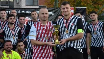 Makedonya’da Cumhuriyet coşkusu sahaya taşındı