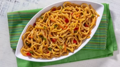 Noodle Kaç Kalori? Etli, Sebzeli ve Hazır Noodle Kalori Değerleri