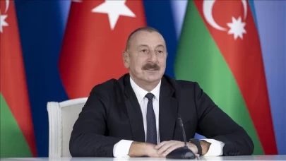 Aliyev, UEFA Şampiyonlar Ligi'nde Kopenhag'ı mağlup eden Karabağ'ı kutladı