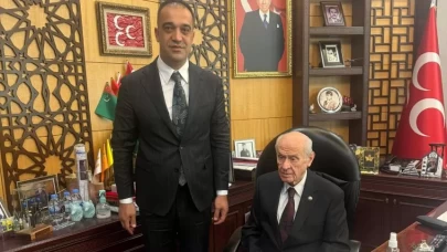 Yeni hizmet binası hazır! MHP Lideri Bahçeli'ye tapu teslim edildi
