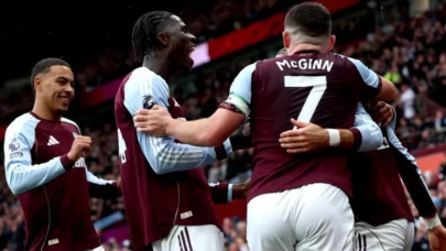 Aston Villa, Manchester City’yi devirdi