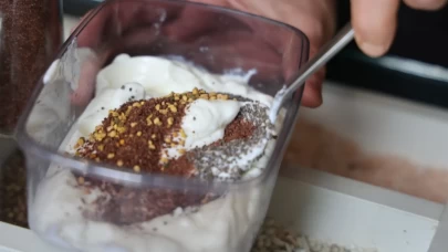 Yoğurtla karışınca antioksidan bombasına dönüşüyor