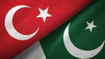 Pakistan’da Türkiye Cumhuriyeti’nin 102. yılı törenle kutlandı