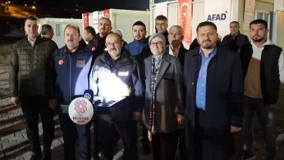 Sındırgı'da depremin yaraları sarılıyor