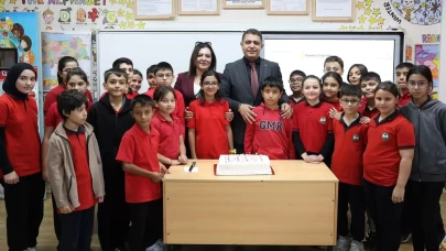 Sınıf başkanlığı seçiminde verdiği sözü tuttu