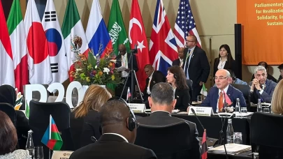 MHP’li Karakaya, Kleinmond’daki 11. G20 Parlamento Başkanları Zirvesi’nin Açılışında Türkiye Adına Konuştu