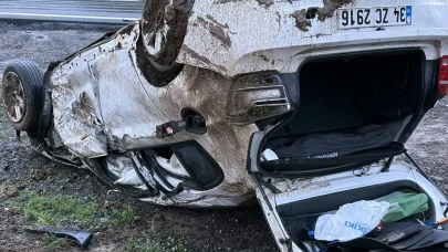 Sakarya’da takla atan otomobilde sürücü yaralandı