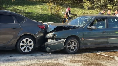 Abant Gölü yolunda zincirleme kaza: 3 yaralı