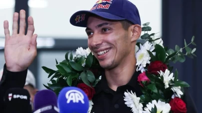 Toprak Razgatlıoğlu, üçüncü kez dünya şampiyonu oldu