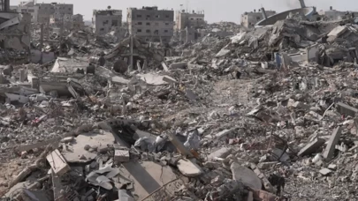 Gazze’de ateşkes sonrası binlerce Filistinli evine dönüyor