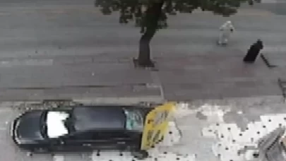 Başkentte ambulansın çarptığı kadın hayatını kaybetti