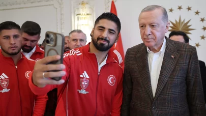 Cumhurbaşkanı Recep Tayyip Erdoğan Kırkpınar güreşçilerini kabul etti