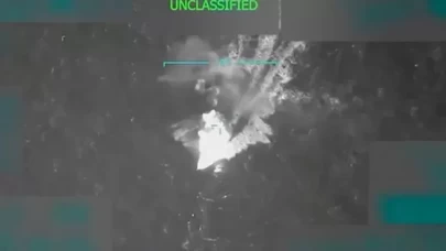 ABD, Venezuela açıklarında bir gemiye daha saldırdı