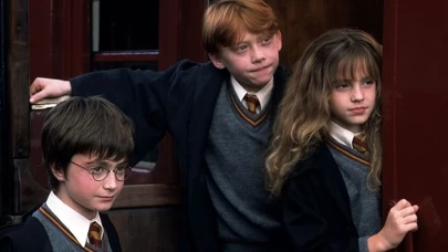 Harry Potter dizisinden şok spoiler! Hogwarts Kalesi paylaşımı sosyal medyayı çalkaladı!