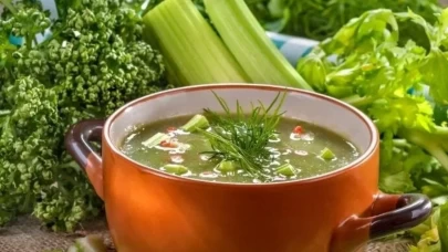 Kereviz sapı çorbasına bayılacaksınız