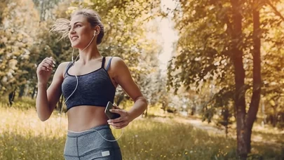 1 Saat Yürüyüş Kaç Kalori Yakar? Zayıflamaya Etkisi ve Faydaları