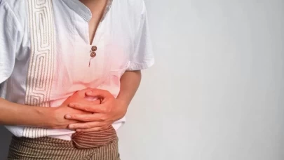 Sadece 3 Günde Düz Bir Karın Mümkün! Uzmanlardan Şişkinliği Hızla Gideren Etkili Formül!