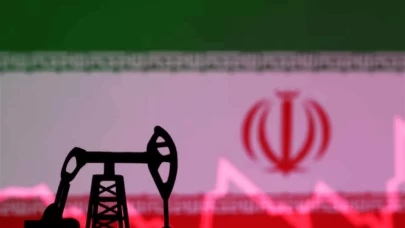 İran ülkenin güneyinde 10 trilyon fitküp gaz rezervi keşfettiğini duyurdu